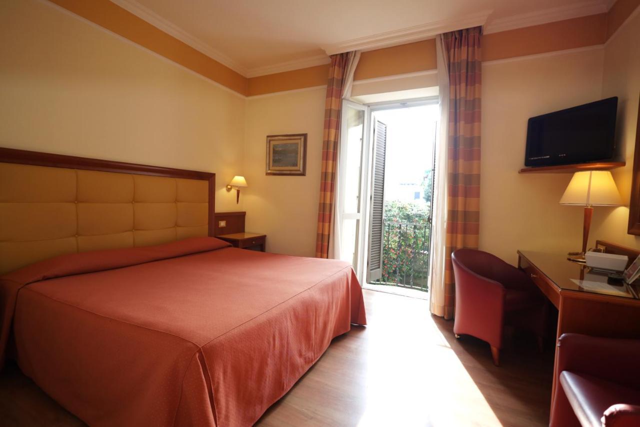 Hotel Il Chiostro By Lvg Hotel Collection Verbania Luaran gambar