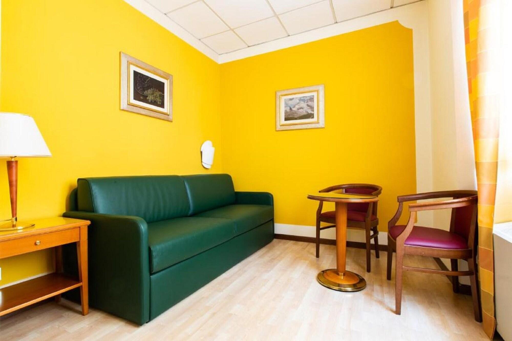 Hotel Il Chiostro By Lvg Hotel Collection Verbania Luaran gambar